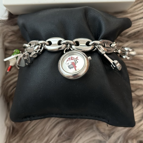 VINTAGE MOSCHINO TIME 4 PIRATES STEEL WATCH IN GREAT CONDITION - Picture 3 of 9